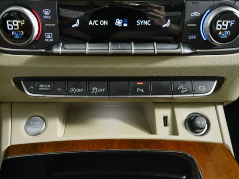 Certified 2023 Audi Q5 2.0T Premium w/ Convenience Package image 30