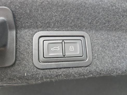 Used 2019 Audi A6 3.0T Prestige w/ Prestige Package image 96