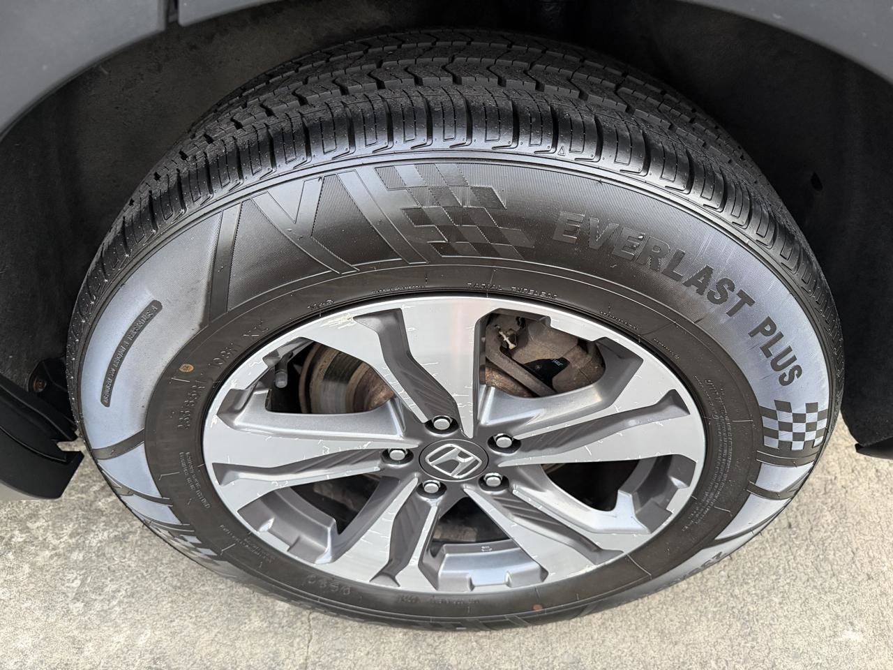 Used 2018 Honda CR-V LX image 17
