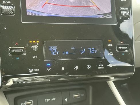 Used 2024 Hyundai Tucson SEL FWD image 20