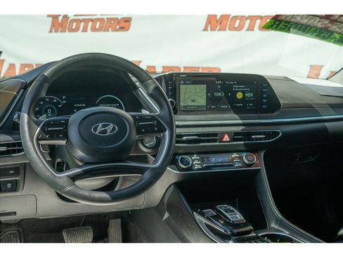 Used 2020 Hyundai Sonata Limited FWD image 27
