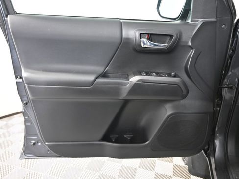 Used 2023 Toyota Tacoma TRD Off-Road AWD/4WD image 18