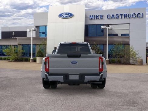 New 2026 Ford F350 XLT w/ XLT Premium Package AWD/4WD image 6