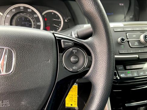 Used 2016 Honda Accord LX image 24
