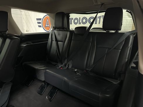 Used 2024 Ford Expedition XLT image 41