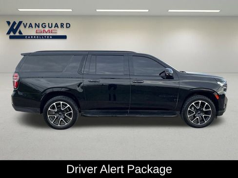 Used 2021 Chevrolet Suburban RST w/ Luxury Package image 7