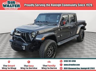 Used 2020 Jeep Gladiator Overland video 1