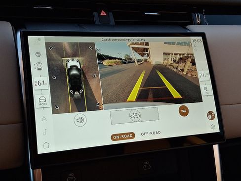 New 2025 Land Rover Discovery Sport S image 16