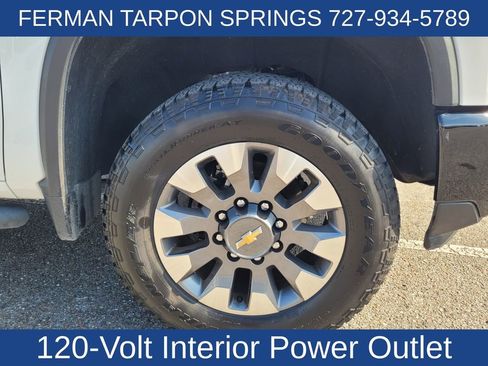 Used 2024 Chevrolet Silverado 2500 Custom w/ Custom Value Package image 14