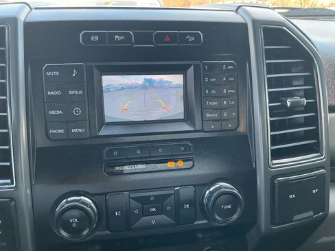 Used 2019 Ford F250 XLT w/ FX4 Off-Road Package image 23