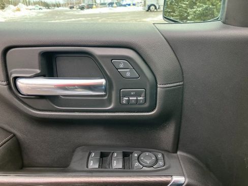 Used 2019 Chevrolet Silverado 1500 LTZ image 19