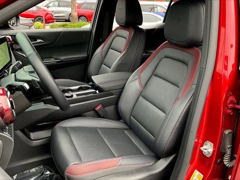 Used 2025 Chevrolet Equinox RS image 7