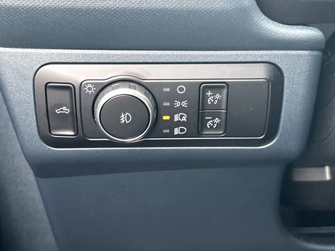 Used 2025 Ford Maverick Lobo image 31