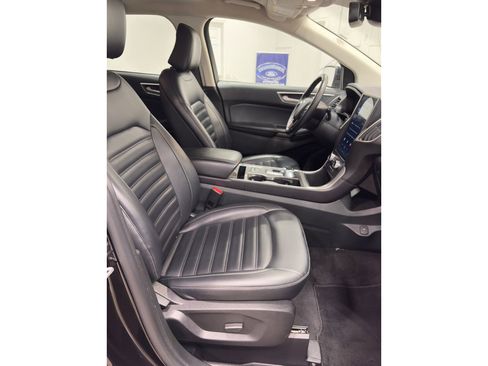 Certified 2024 Ford Edge SEL image 29