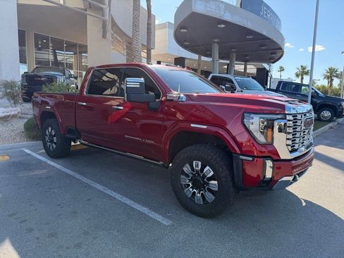 Used 2024 GMC Sierra 2500 Denali w/ Denali Reserve Package AWD/4WD image 3