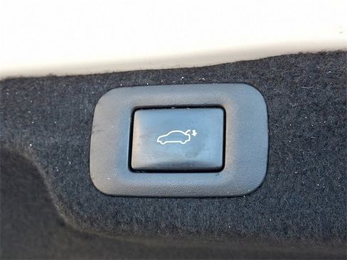 Used 2019 Lexus LS 500 AWD image 29