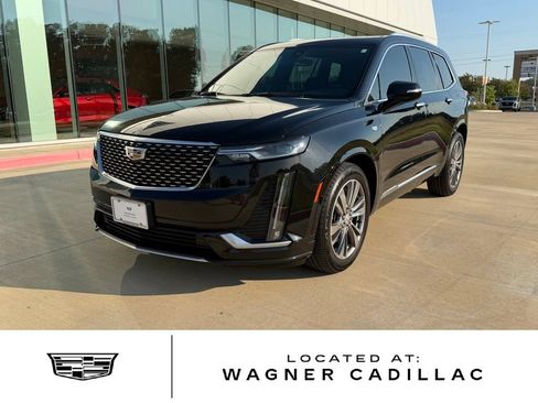 Used 2021 Cadillac XT6 Premium Luxury FWD image 1
