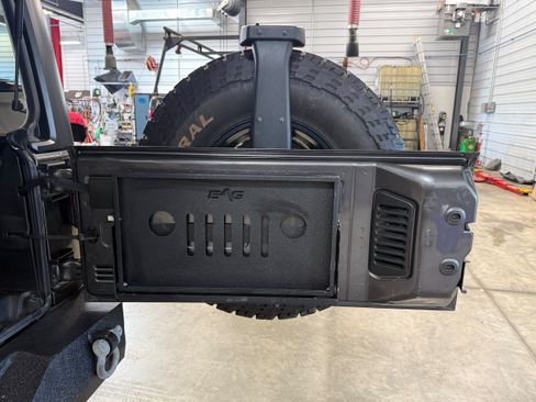 Used 2017 Jeep Wrangler Unlimited Sport w/ Quick Order Package 24S AWD/4WD image 26