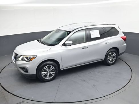 Used 2020 Nissan Pathfinder SL AWD/4WD image 40