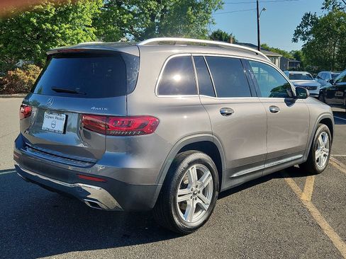 Used 2022 Mercedes-Benz GLB 250 4MATIC image 6