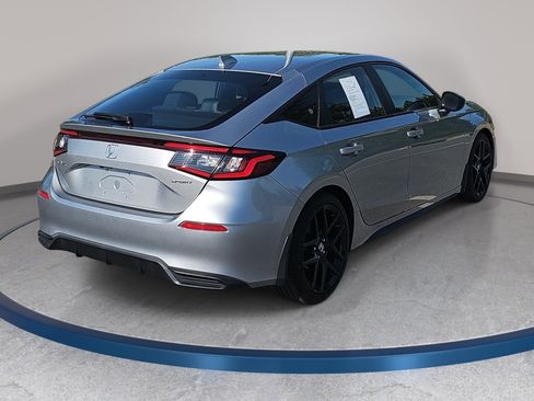 Used 2023 Honda Civic Sport image 6