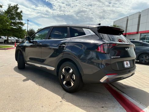 Used 2026 Kia Sportage LX FWD image 8