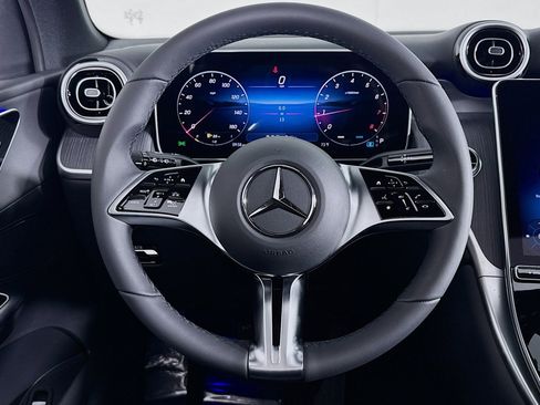 New 2026 Mercedes-Benz GLC 300 image 17
