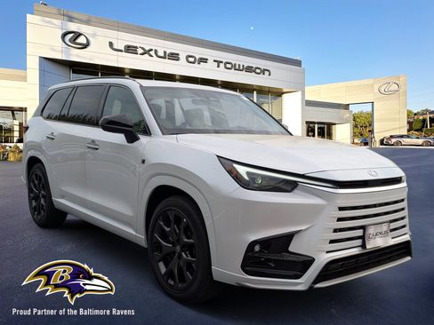 New 2026 Lexus TX 500h AWD image 1