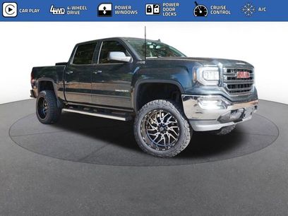 Used 2017 GMC Sierra 1500 SLE w/ SLE Value Package