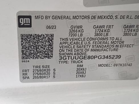 Used 2023 GMC Sierra 1500 Denali w/ Technology Package AWD/4WD image 10