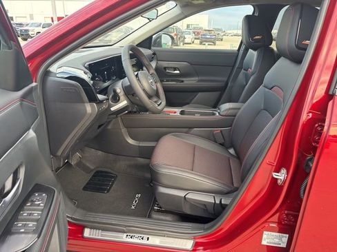 New 2026 Nissan Kicks SR w/ SR Premium Package AWD/4WD image 8