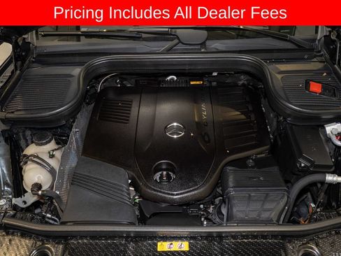Used 2025 Mercedes-Benz GLS 450 4MATIC image 24