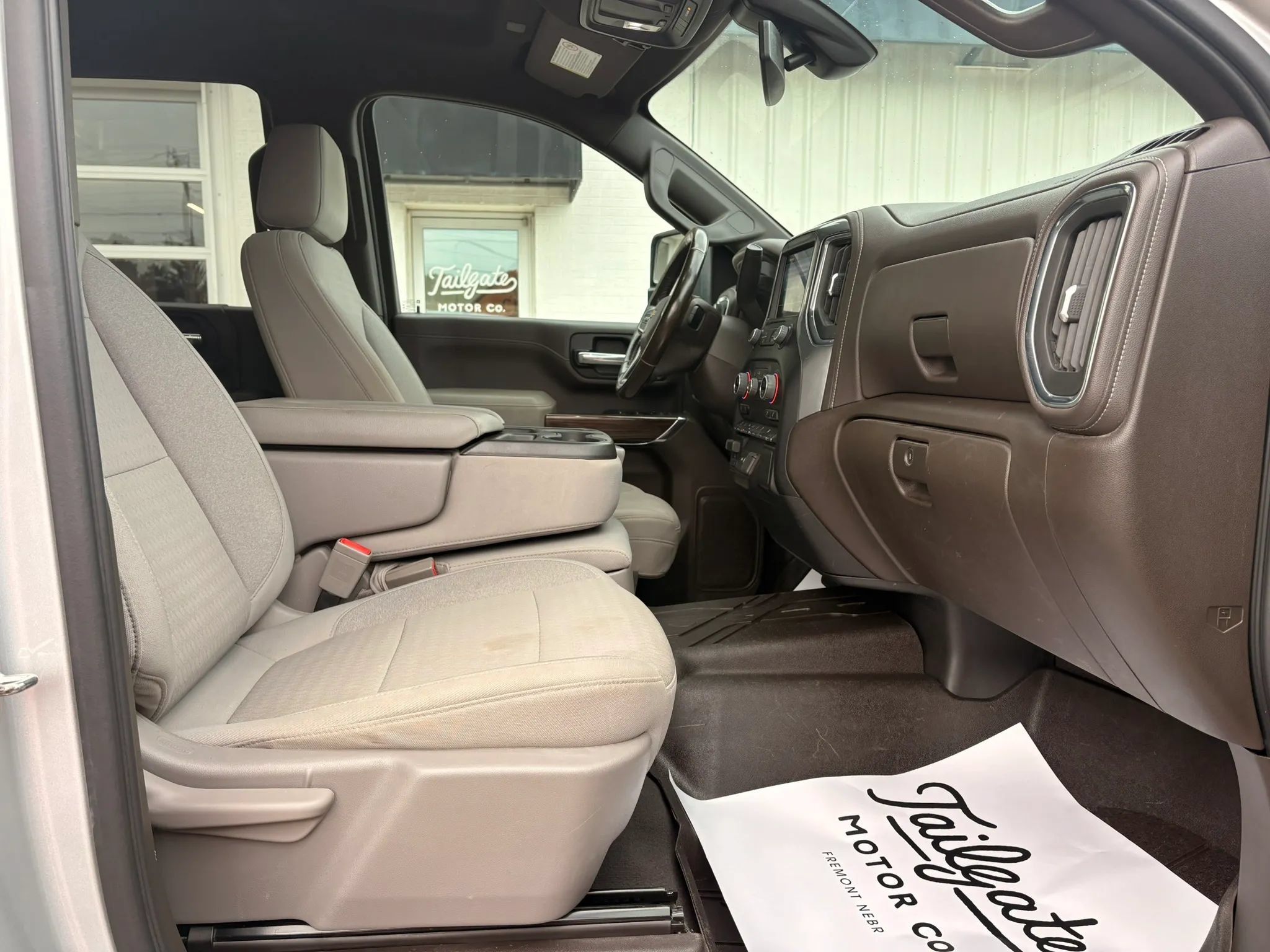Used 2023 Chevrolet Silverado 2500 LT w/ Convenience Package AWD/4WD image 12