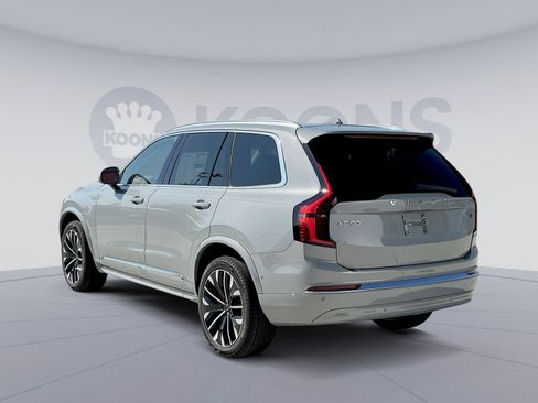 New 2026 Volvo XC90 B6 Plus w/ Protection Package Premier image 4
