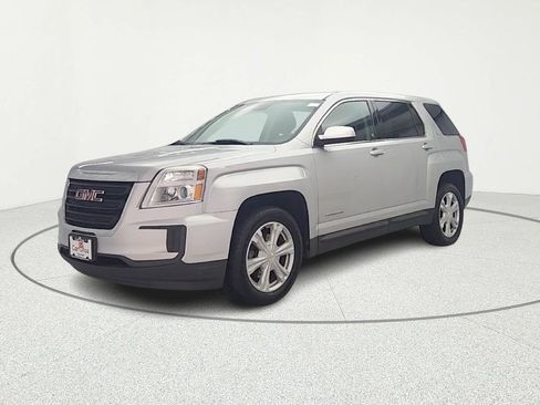 Used 2017 GMC Terrain SLE image 3
