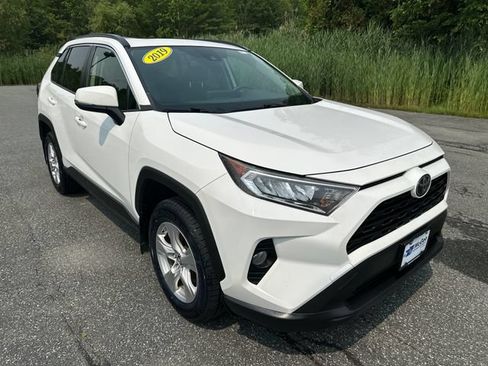 Used 2019 Toyota RAV4 XLE w/ Convenience Package AWD/4WD image 7