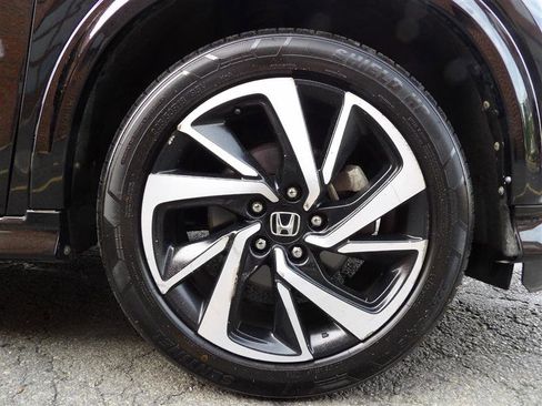 Used 2019 Honda HR-V Sport image 8