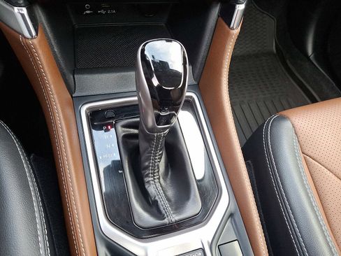 Used 2023 Subaru Forester Touring image 17