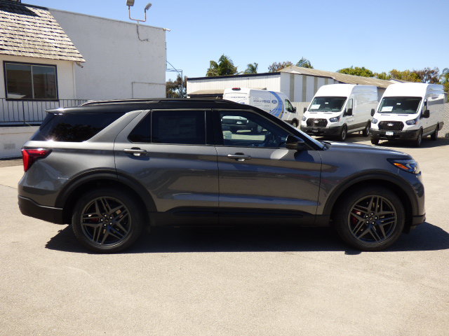 New 2026 Ford Explorer ST w/ Sun And Sound Package AWD/4WD image 2