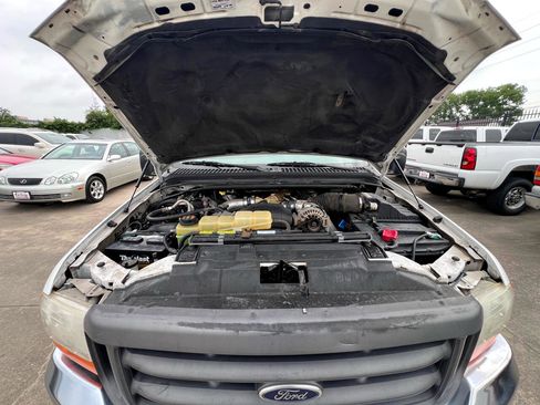 Used 2001 Ford F350 XL image 79