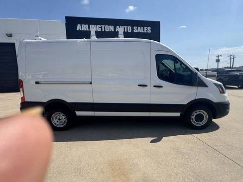 Used 2023 Ford Transit 250 Medium Roof RWD image 4