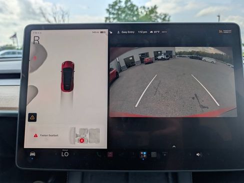 Used 2023 Tesla Model Y Long Range AWD/4WD image 27