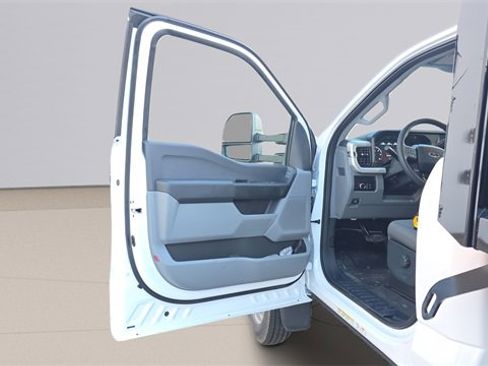 New 2026 Ford F450 XL w/ Snow Plow Prep Package image 13