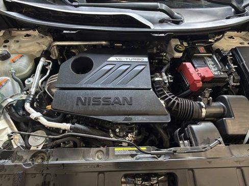 Used 2025 Nissan Rogue SV AWD/4WD image 27