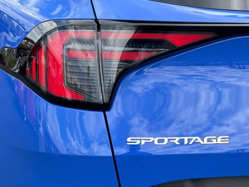 Used 2026 Kia Sportage EX w/ EX Panorama Roof Package FWD image 31