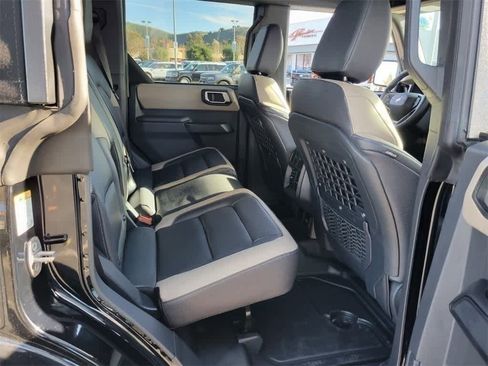 New 2025 Ford Bronco Big Bend w/ Black Diamond Package image 14