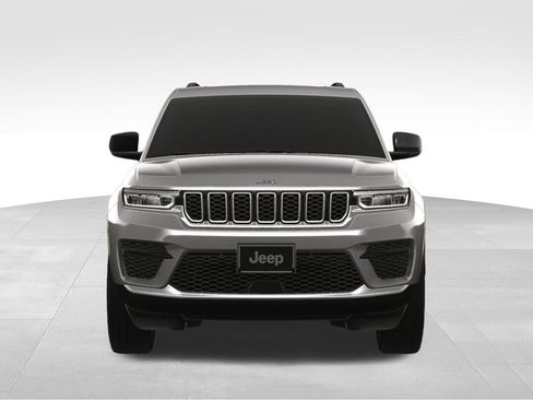 New 2025 Jeep Grand Cherokee Laredo X image 8
