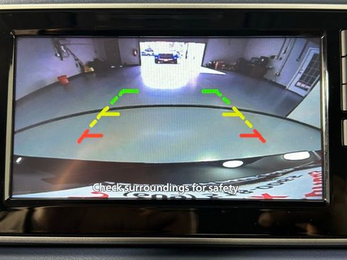 Used 2025 Nissan Versa SV w/ Trunk Package image 17