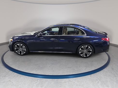 Used 2026 Mercedes-Benz E 350 Sedan image 9