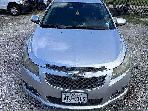 Used 2014 Chevrolet Cruze LTZ w/ RS Package FWD image 2